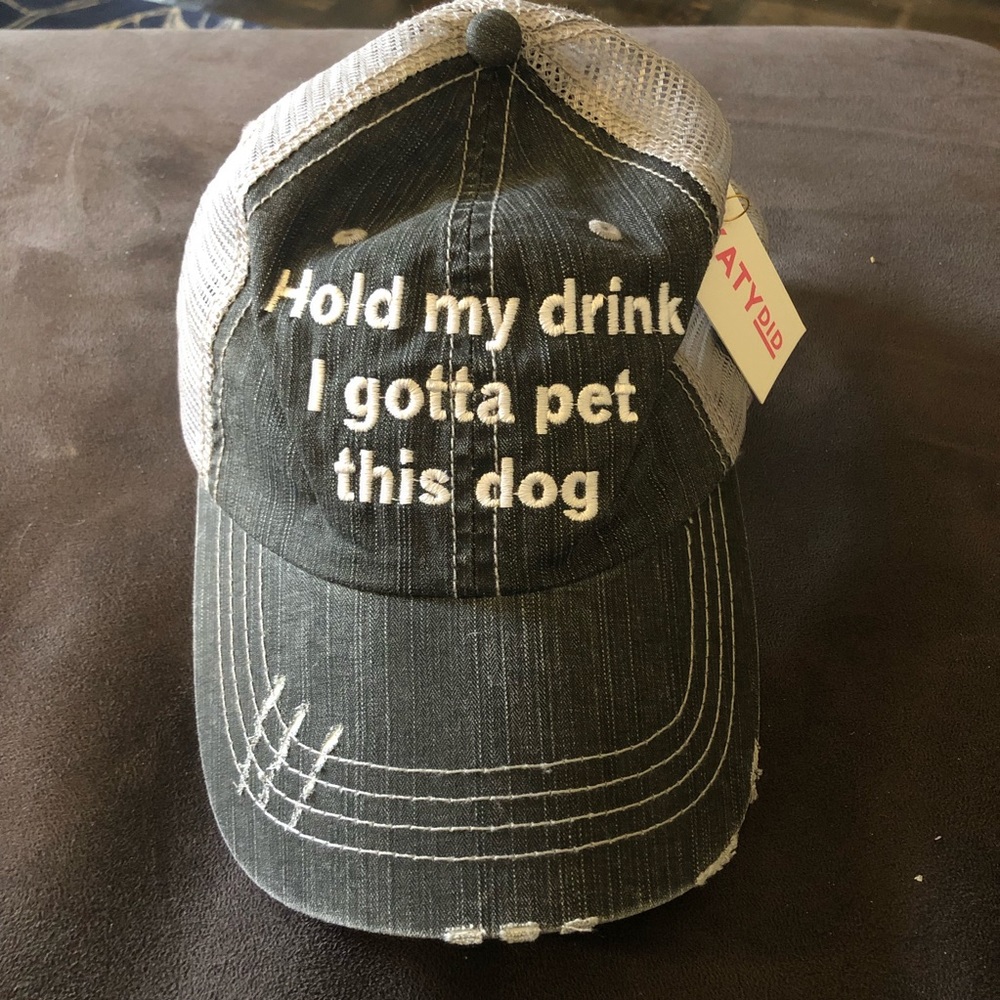 NEW Women’s Velcro-Back Baseball Cap
